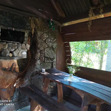 Guest House *